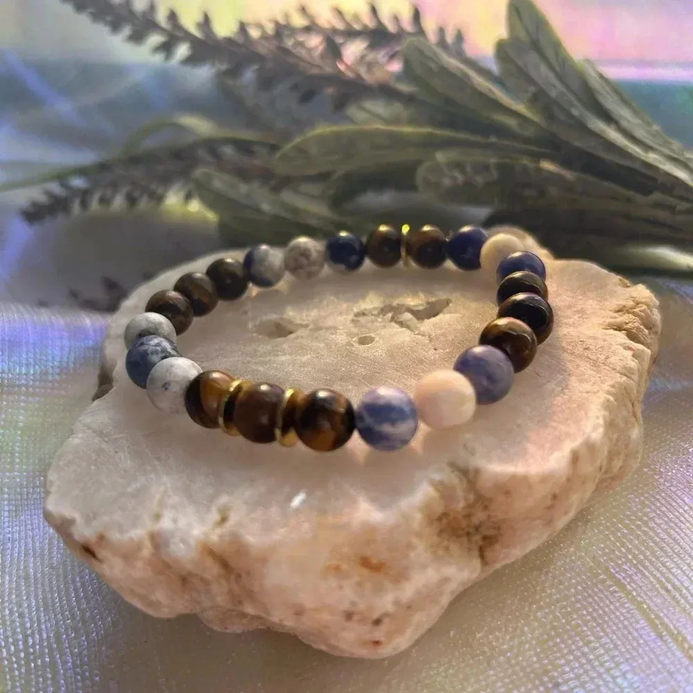 Handmade Snowflake sodalite + tiger’s eye Bracelet ❄️ - Image 3