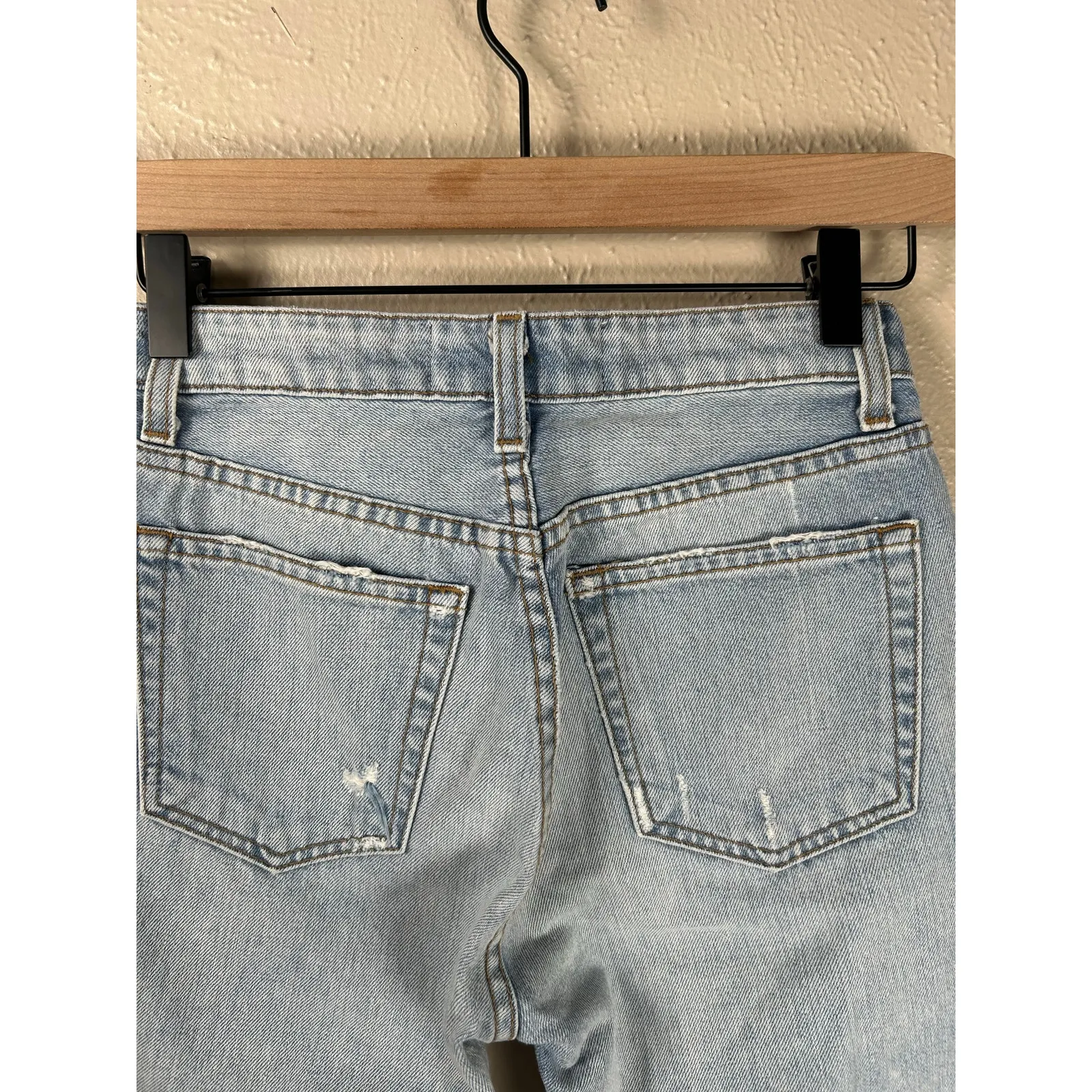 Reformation Skye Distressed Mid-Rise Bermuda Denim Shorts Size 23 Streetwear - Image 7