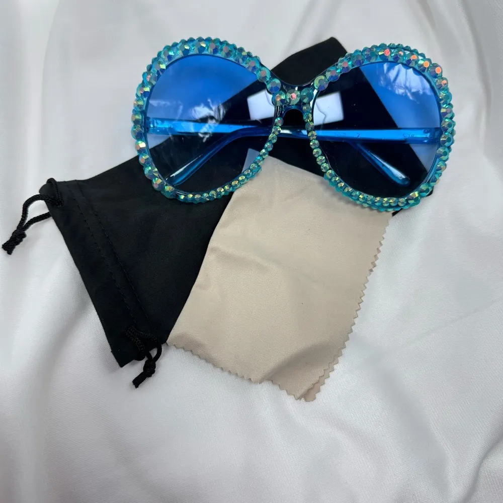 Sparkling Blue Rhinestone Embellished Movie Star Sunglasses Costume Novelty - Image 6