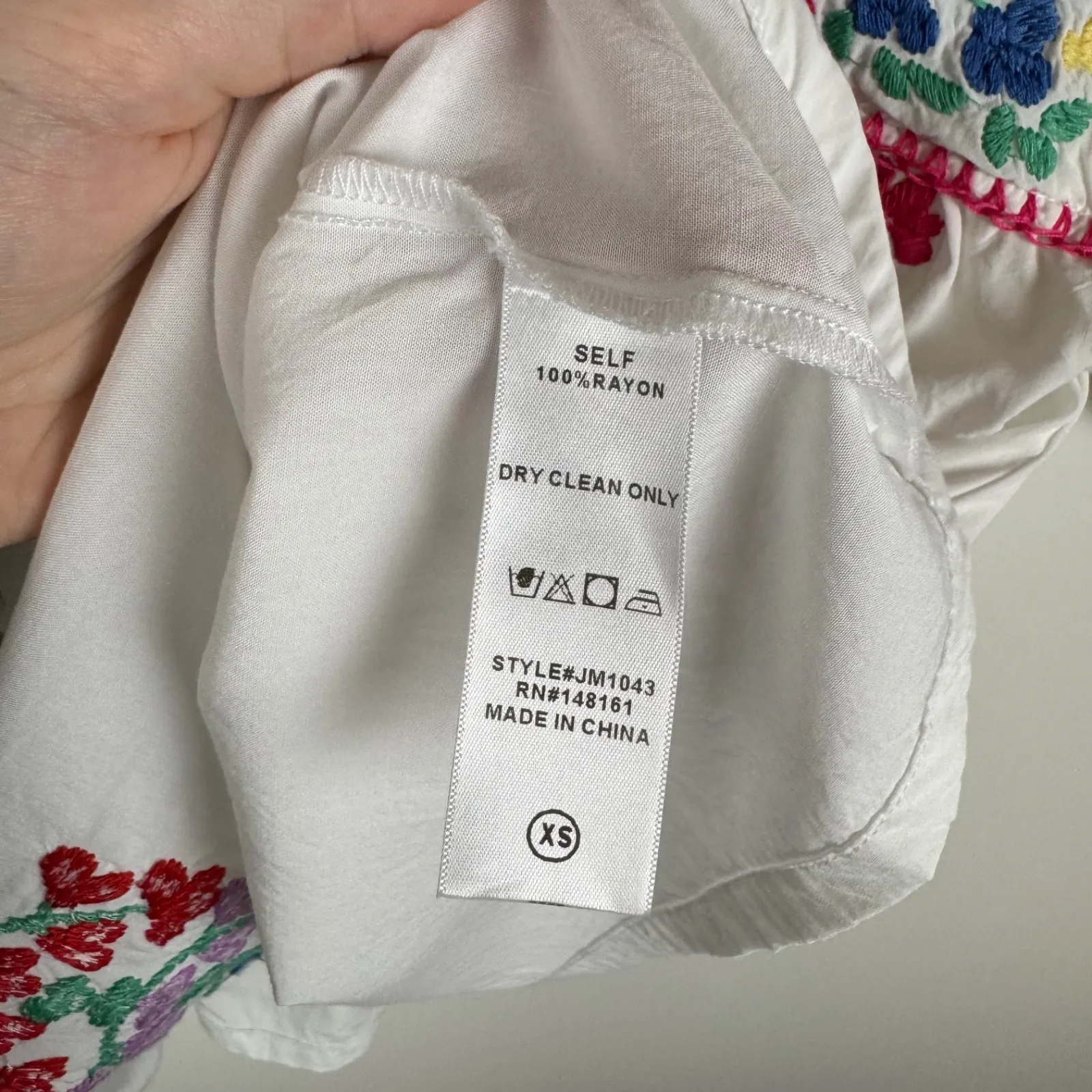 J Marie Embroidered Peasant Top‎ Sz XS Floral Colorful Bohemian Blouse Flowy White - Image 7