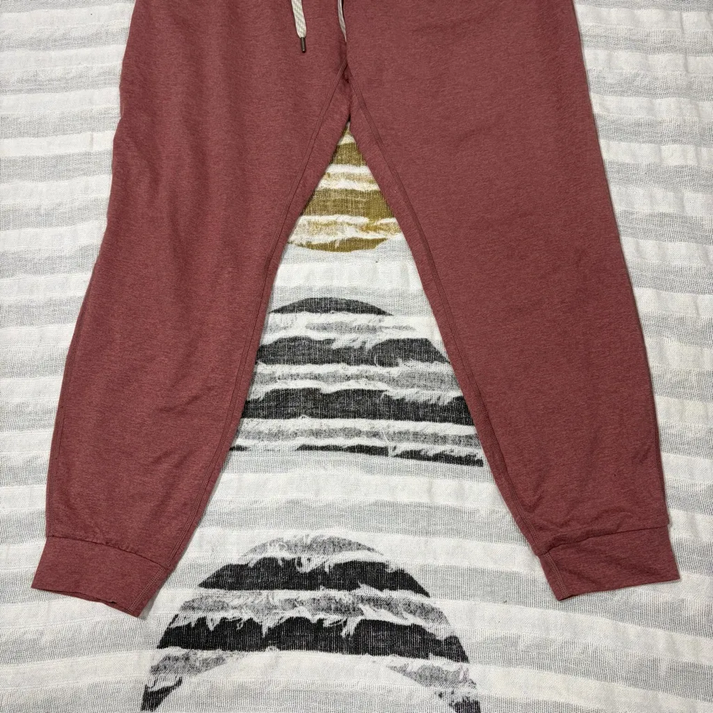 Vuori Women's Pink Performance Jogger DreamKnit Soft Sweatpants Athletic Medium - Image 3