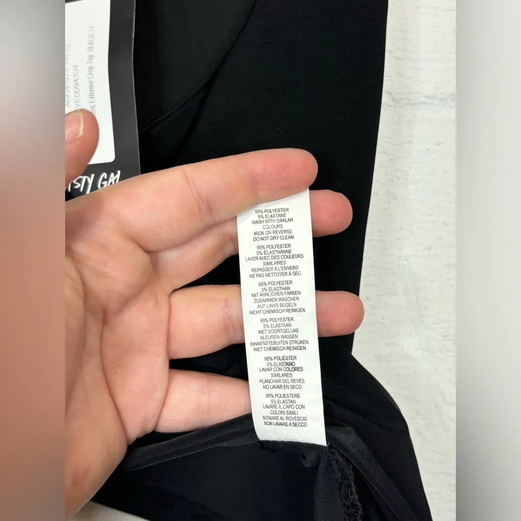 NWT Nasty Gal Woman’s Asymmetric Extreme Black Crop Top Size 10 - Image 4