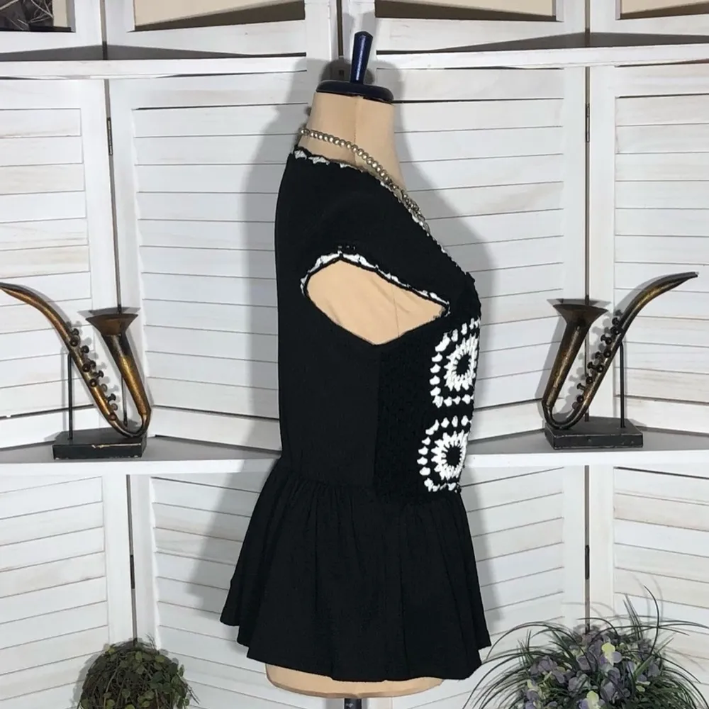 Trendmates Peplum Top Crochet Black White Small Medium - Image 3