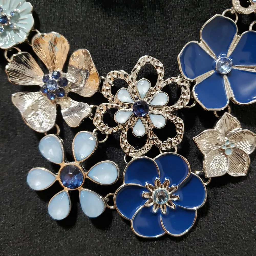 Women Fashion Rhinestone Multi Floral Statement Collar Necklace w/ Lobster Clasp - Image 4