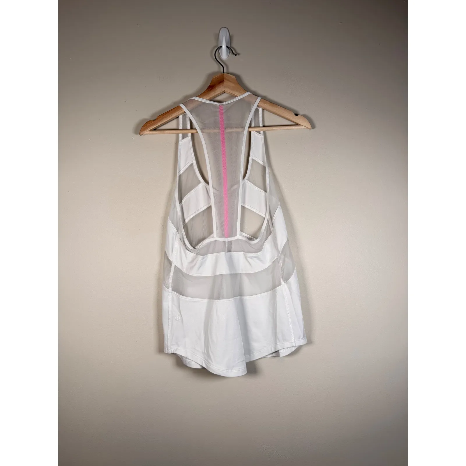 Lululemon If You're Lucky White Mesh Racerback Tank Top Athletic Workout  Size 6 - Image 2