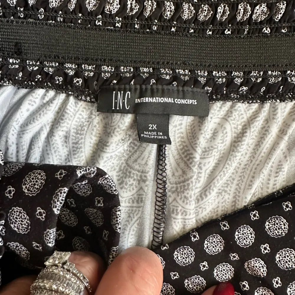 NEW INC INTERNATIONAL CONCEPTS BLACK WHITE PULLON STRETCH MONOCHROME PANTS 2X - Image 5