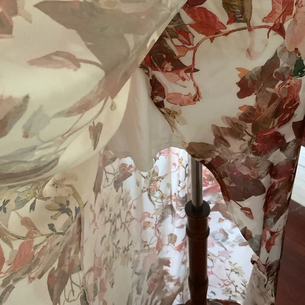 Hello Molly Floral Satin Halter Maxi Dress Size 2 New - Image 4