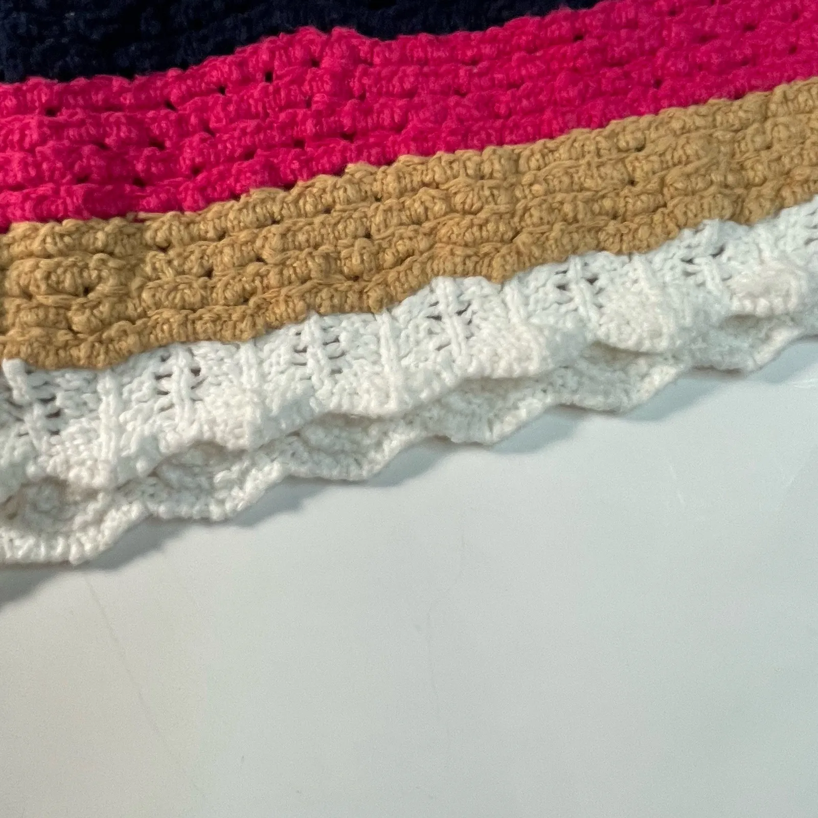 House Of Harlow 1960 Crochet Knitted‎ Tassel XS White Multcolor Trim Boho Shorts - Image 5