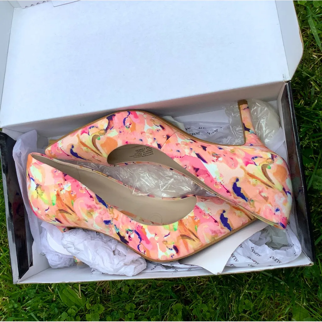 Ladies pointed toe pump on mid heels 🌸🌼🌸 Pink Size 10 - Image 11