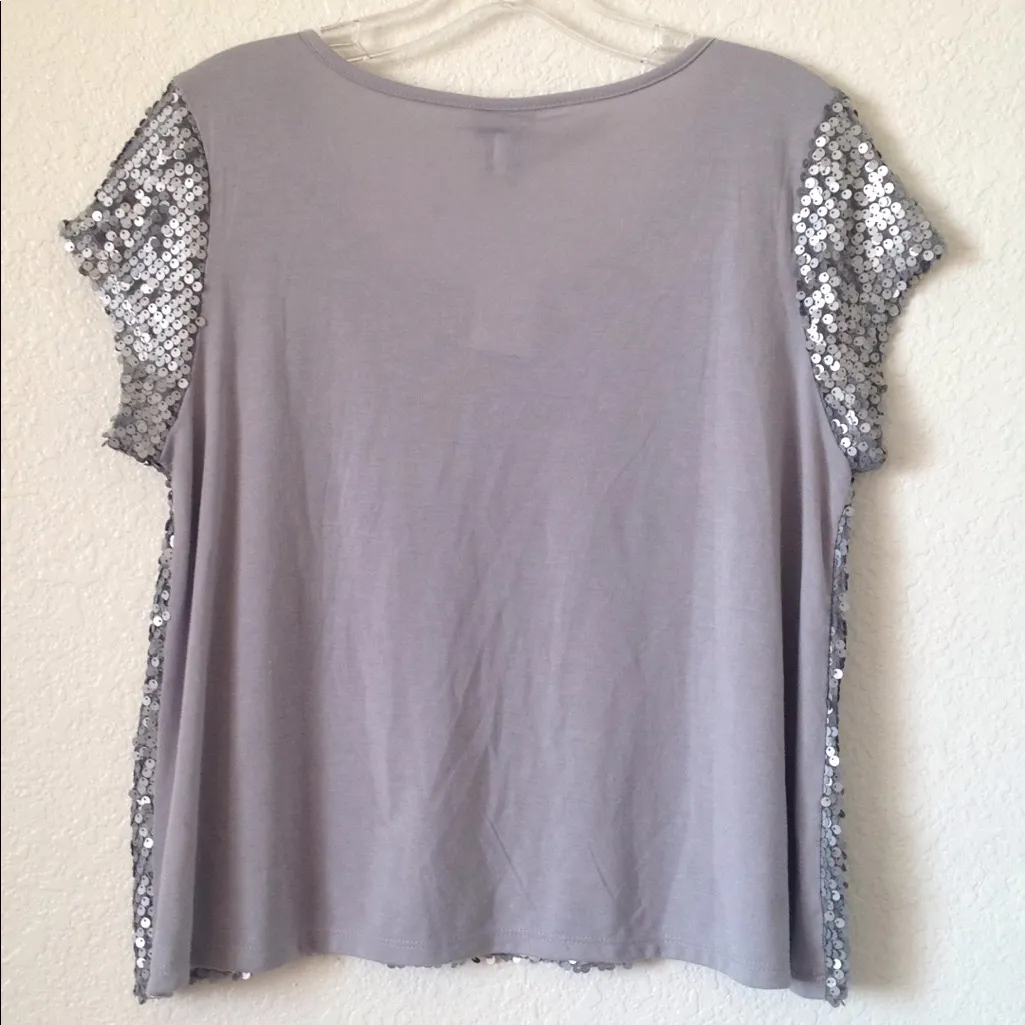 FINAL MARKDOWN Ladies' NWT Rue 21 Top w/Sheer Sequined Front lrg - Image 7