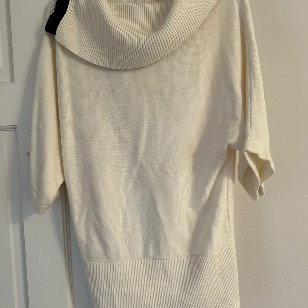 White House black market sweater - Image 5