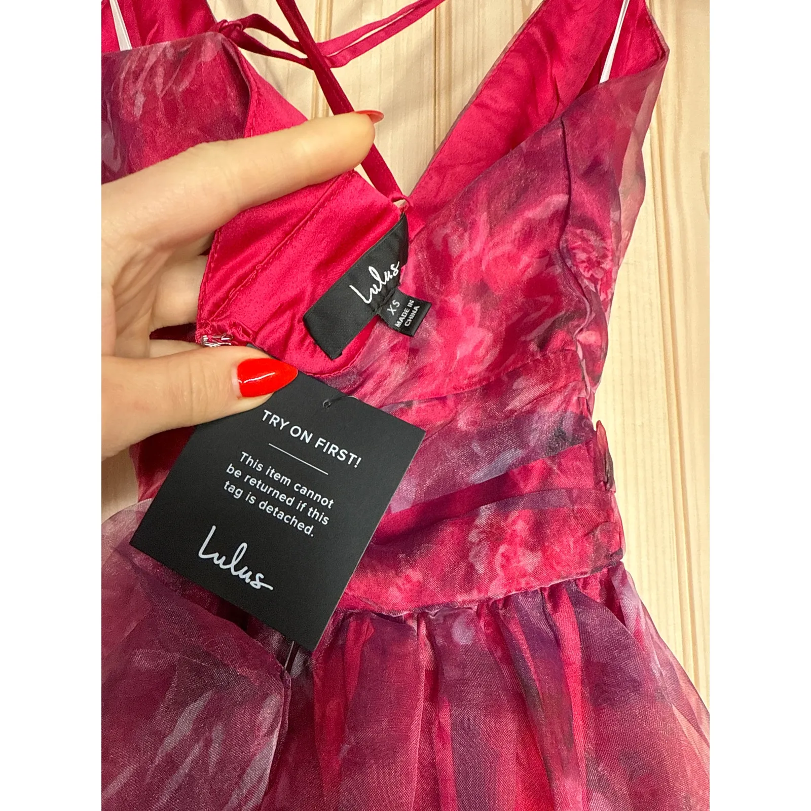 NWT Lulus Romance That Wows Magenta Floral Print Organza Maxi Dress Prom Sz XS - Image 9