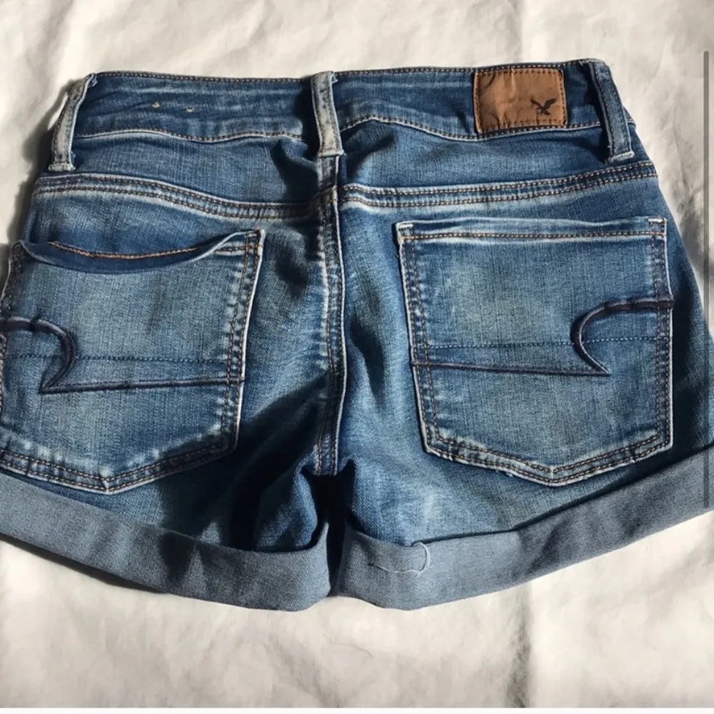 American Eagle shorts - Image 3
