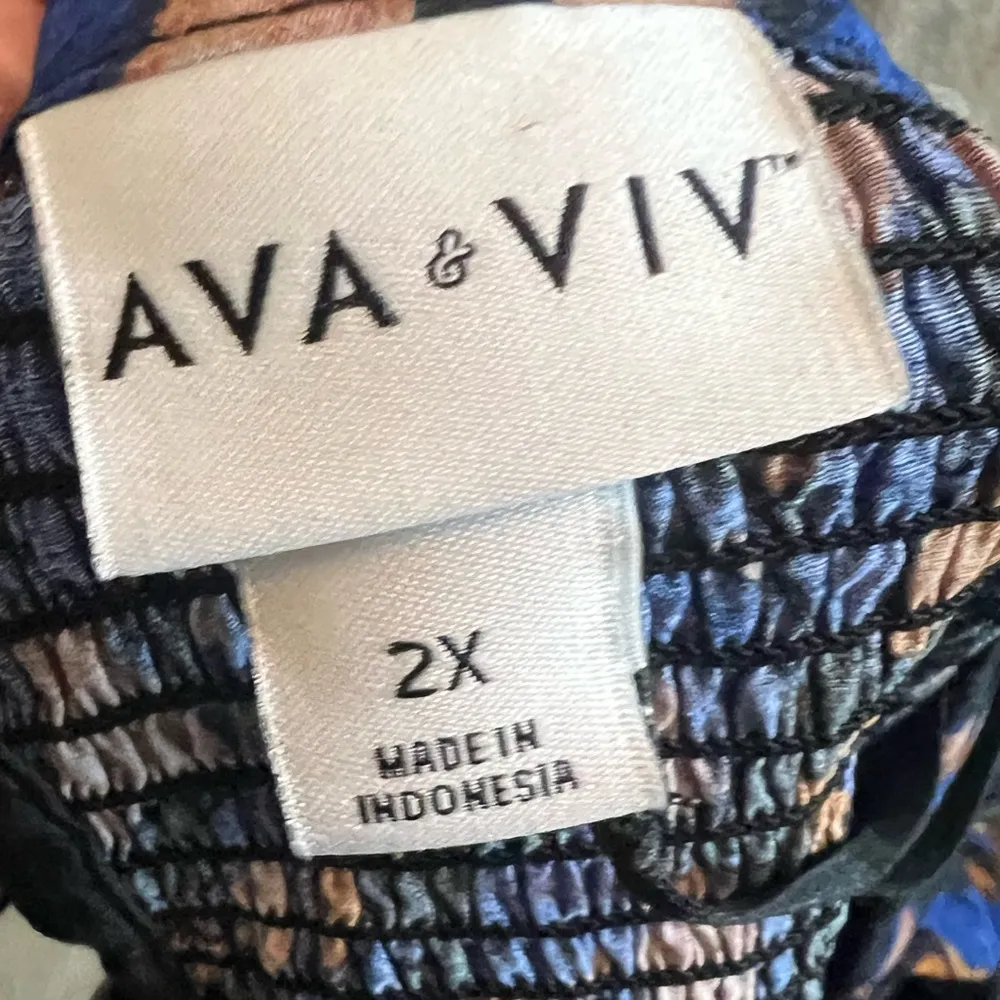 AVA + VIV floral Blouse - Image 4