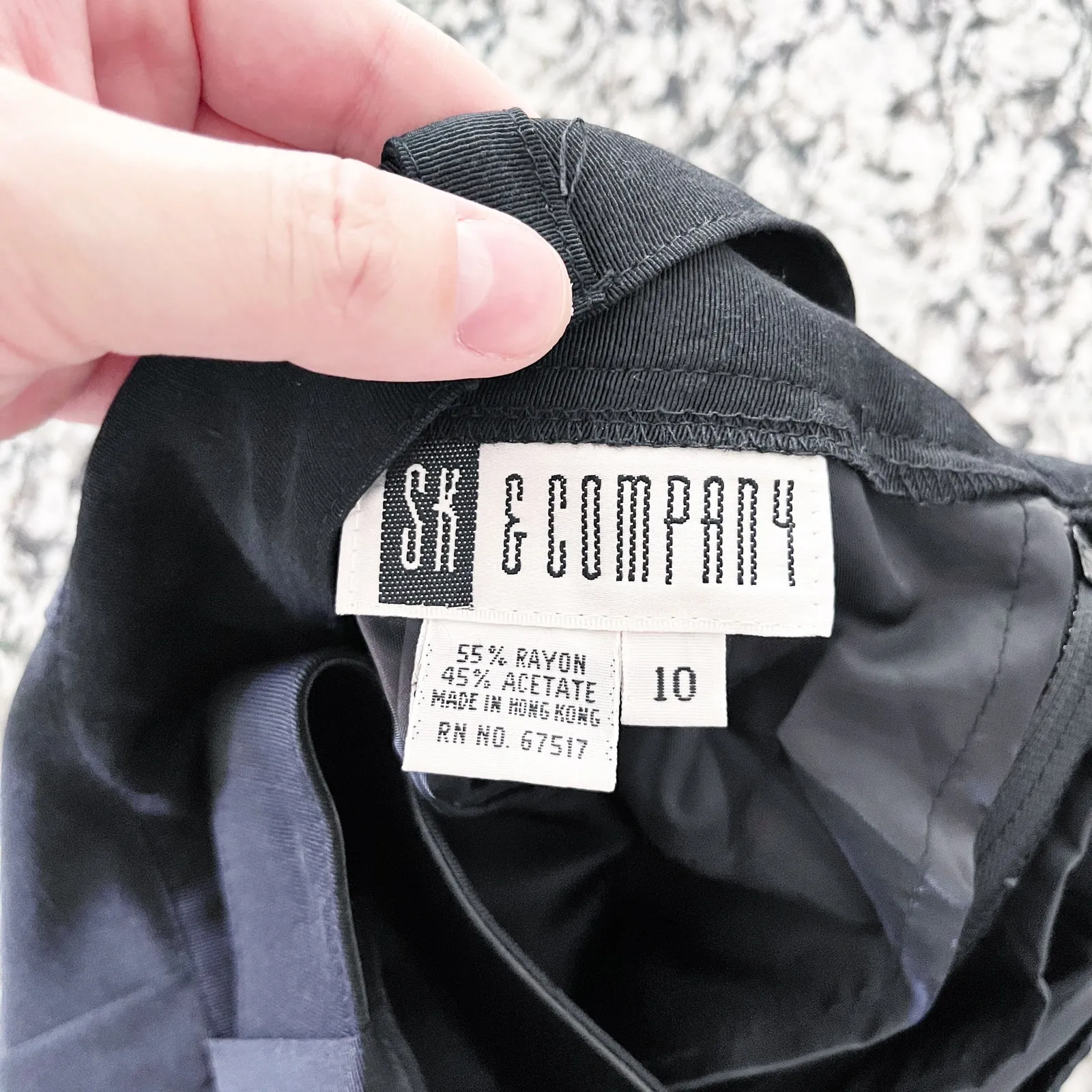 SK & Company Vintage Black Pencil Skirt with Pearl and Chain Belt Size 10 - Image 4