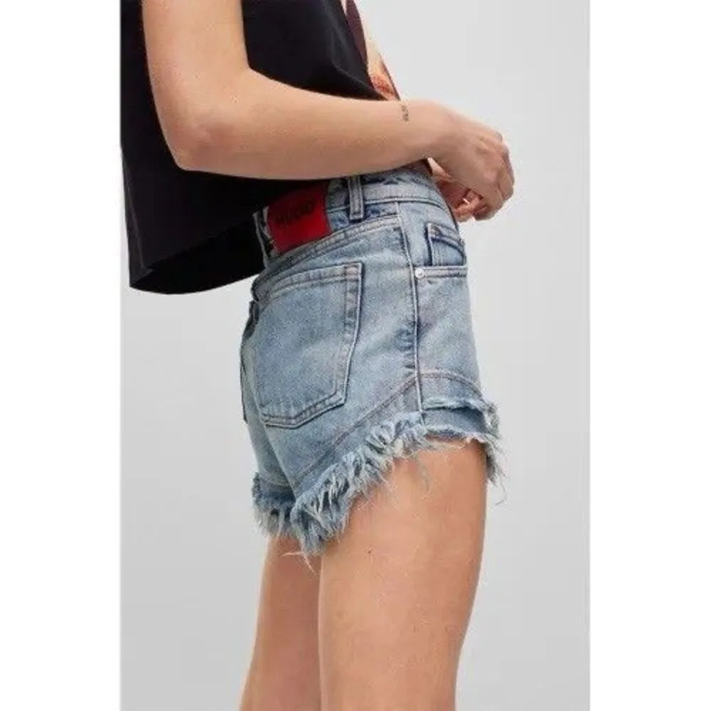 Hugo Gailey Jean Shorts Women’s Size 27 Blue Denim Fray Hem 5 Pocket Lightwash - Image 4