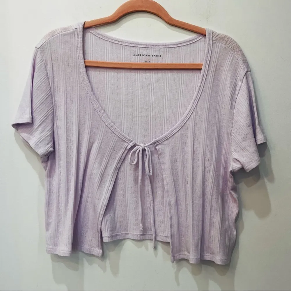 American Eagle Lilac Tie Front crop top sz Large - Image 2