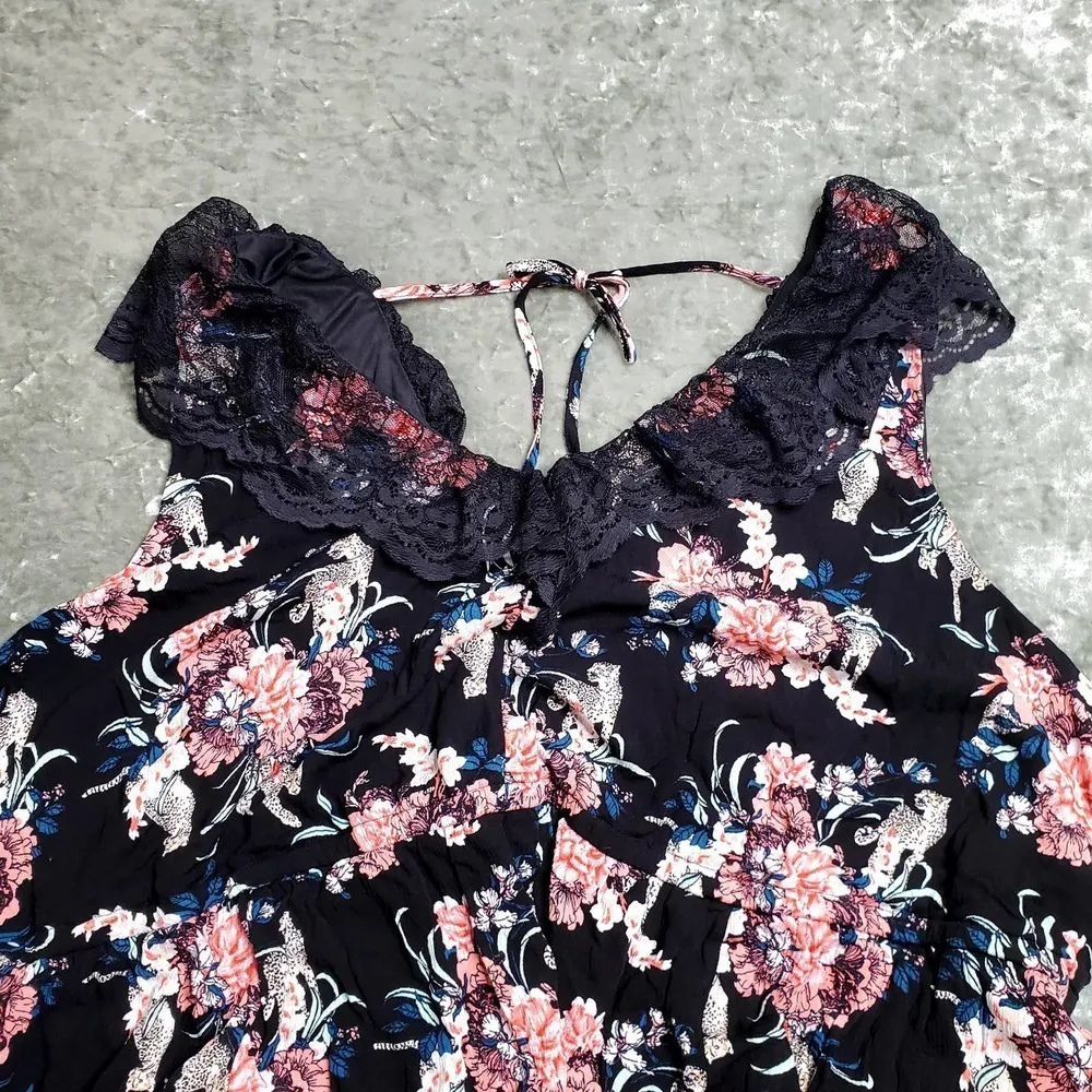 Torrid Maxi Gauze Smocked Waist Lace  Dress Size 5X - Image 4