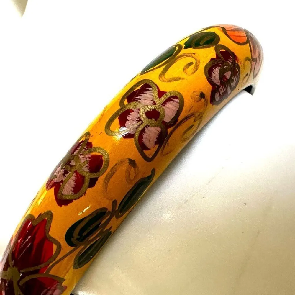 Yellow wooden floral hand painted bangle bracelet - Image 4