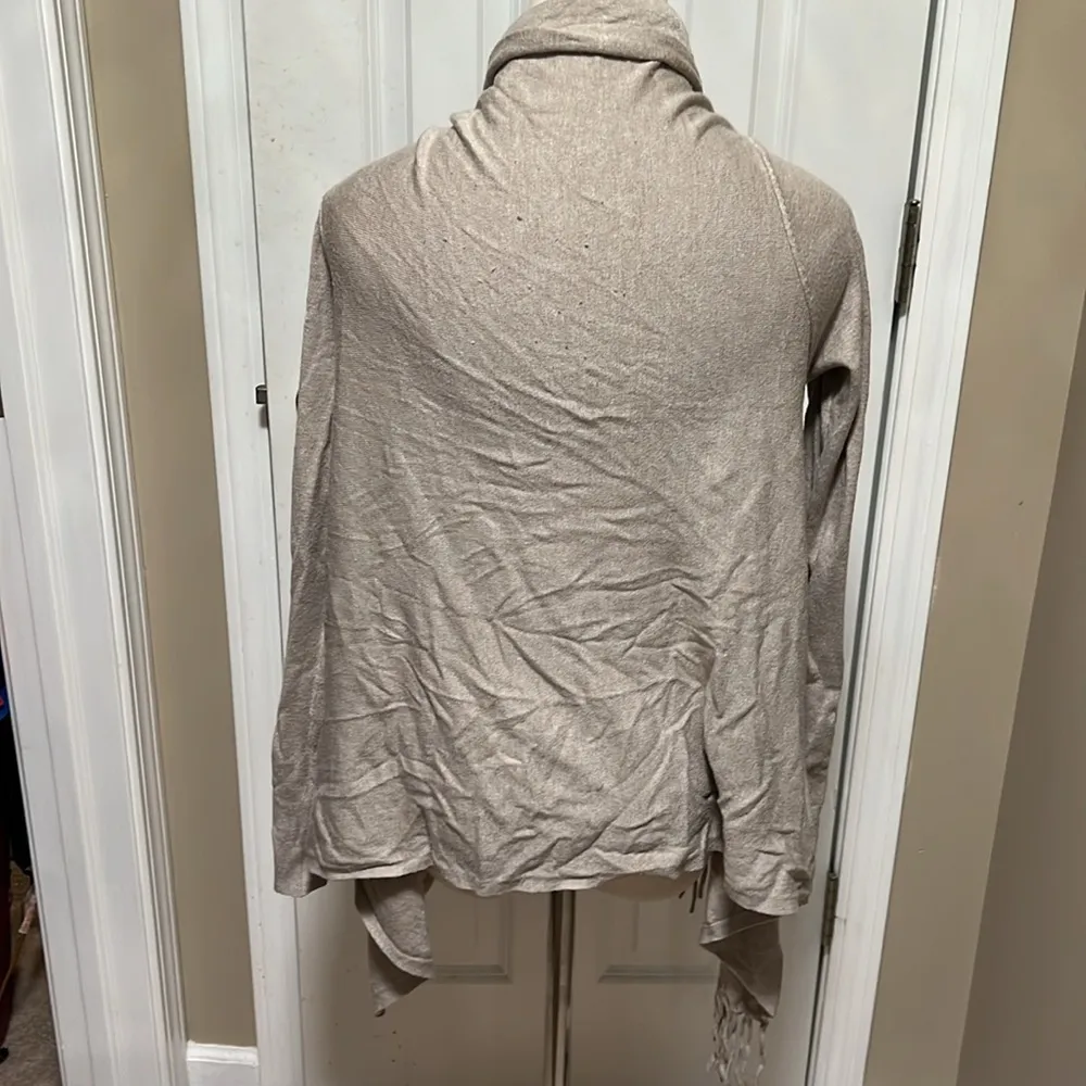 Love stitch wrap cardigan - Image 4