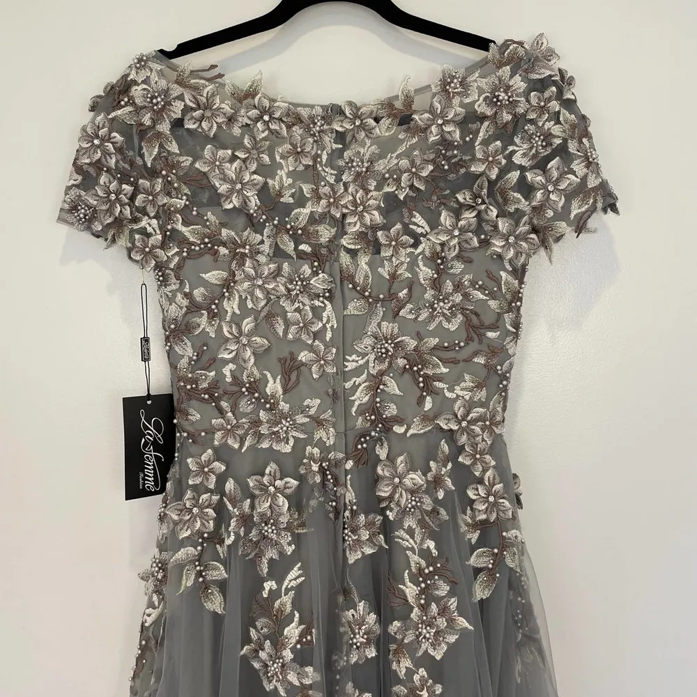 NWT La Femme Floral Embroidered & Beaded Tulle Ballgown Evening Dress Size 4 - Image 10