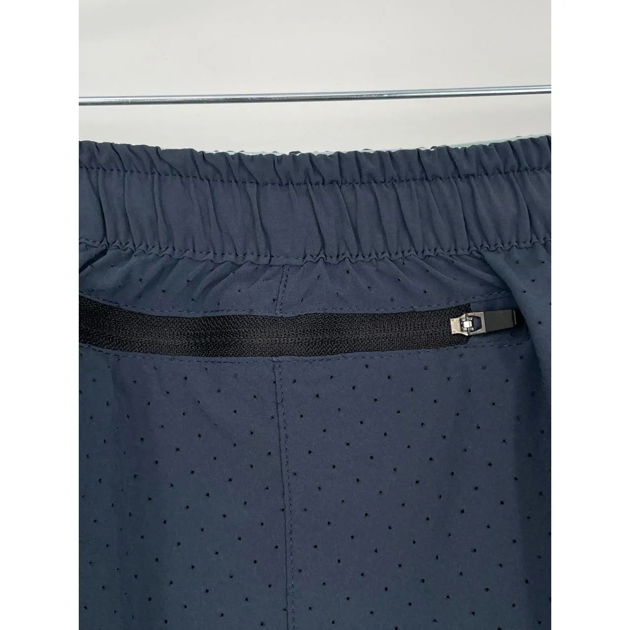 rabbit Women's Gray Light Blue Trim Elastic Waist Repeats 4" Athleisure Short - Image 8