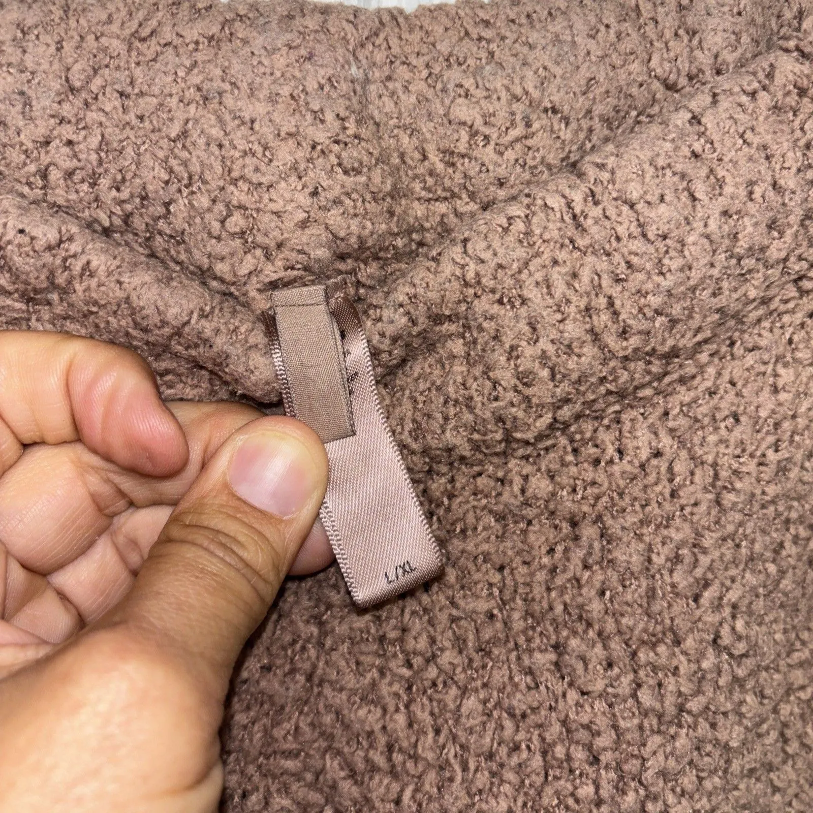 Womens Size L/XL Skims Teddy Joggers - Image 2