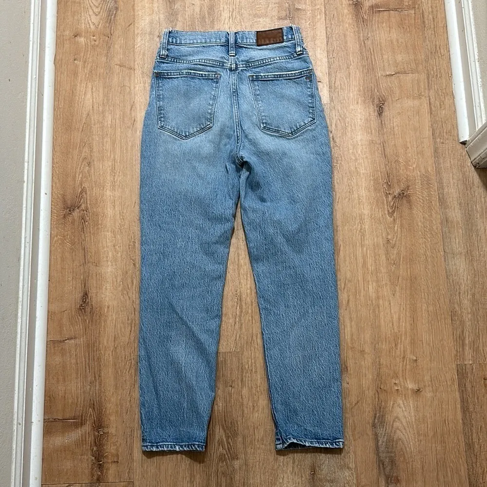 MADEWELL | Classic Straight Jeans in Nearwood Wash - Image 6