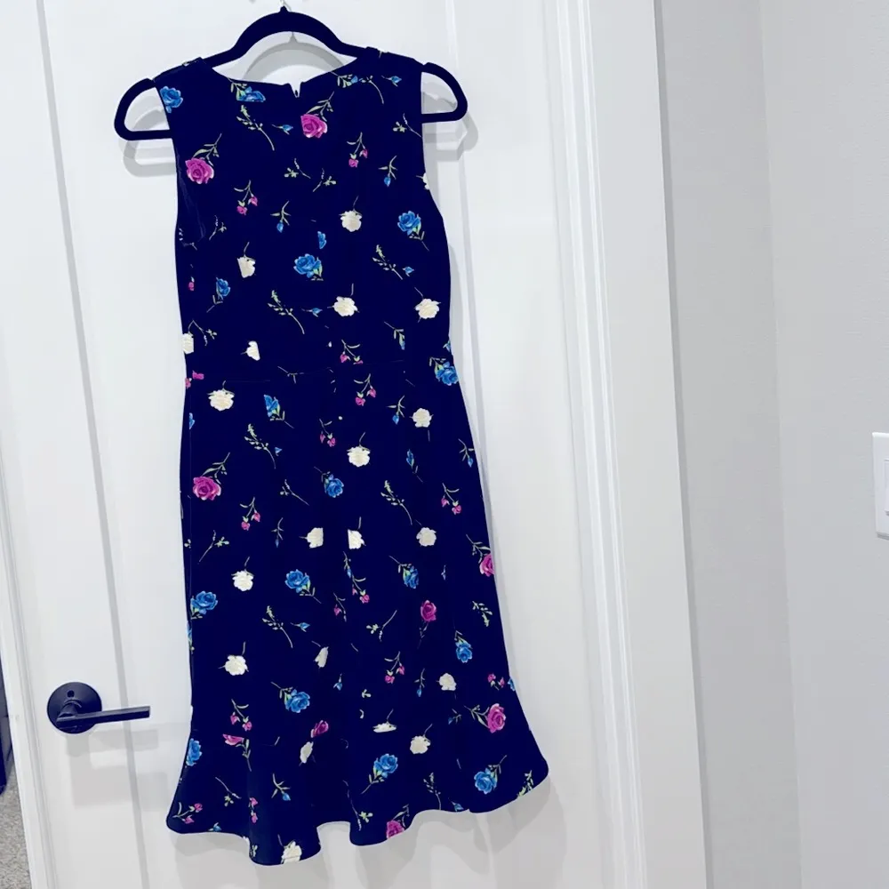 Roz & Ali dress Floral Sleeveless Dress - Image 2