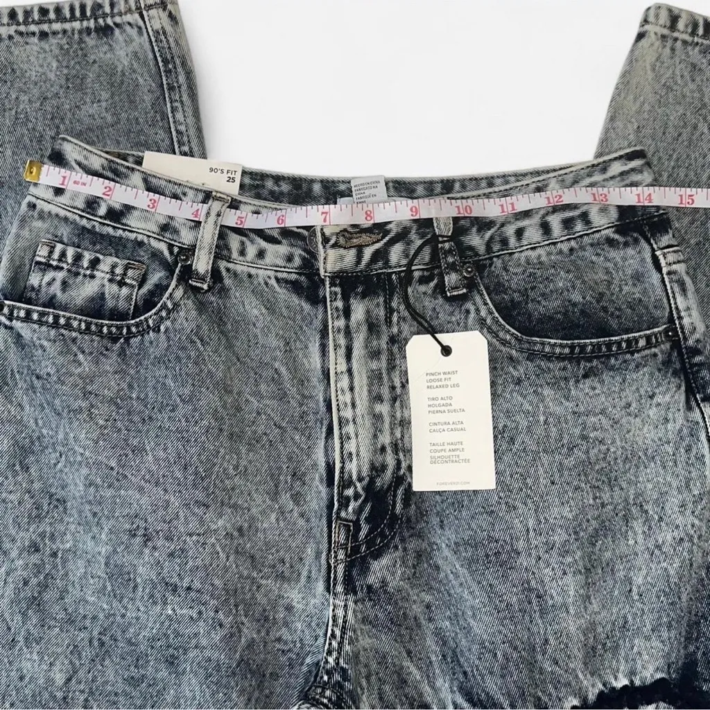 Forever 21 Blue Heart Design Straight Leg Jeans - Image 4