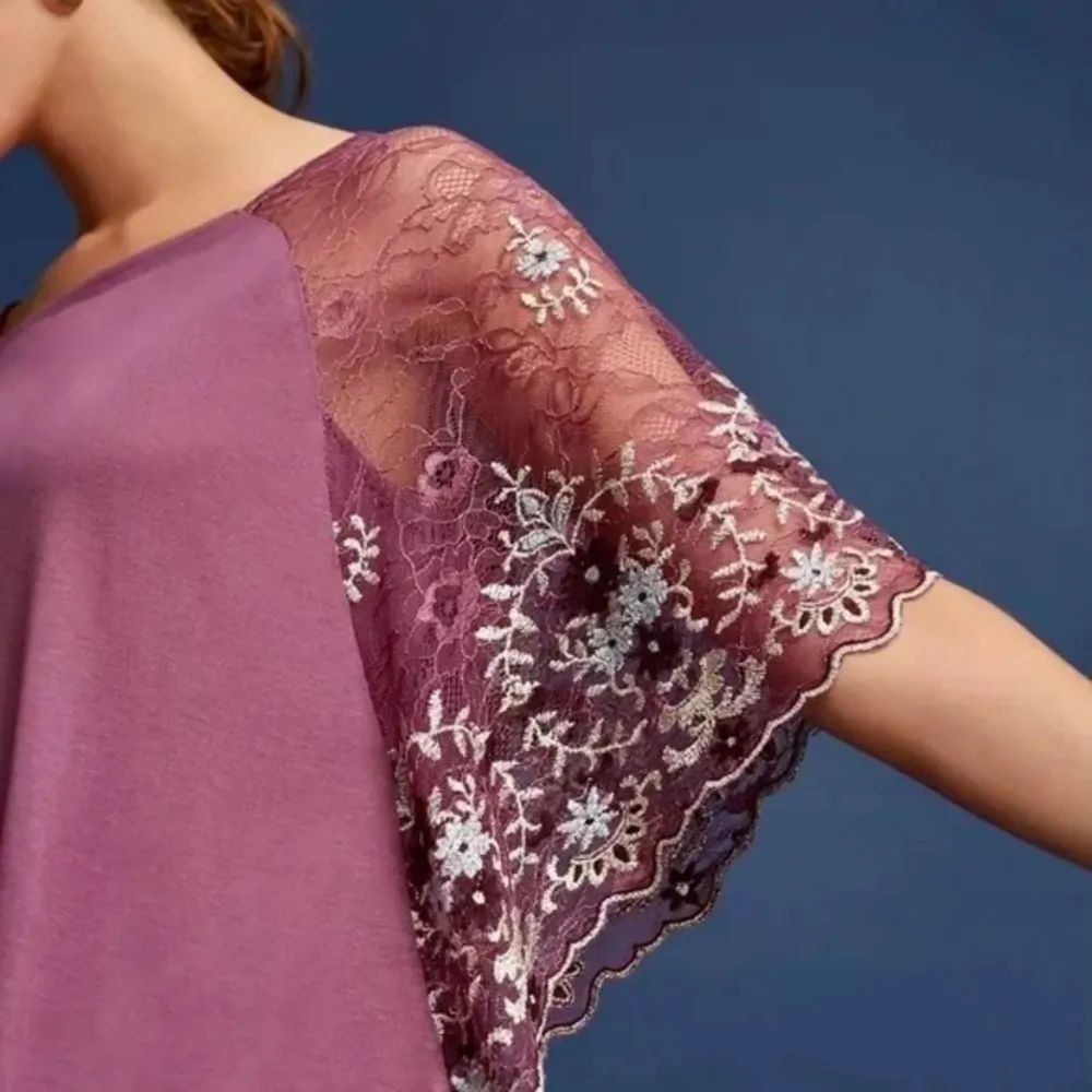 Anthropologie Akemi + Kin Callista Purple Lace Flutter Sleeve Blouse Size XS - Image 3