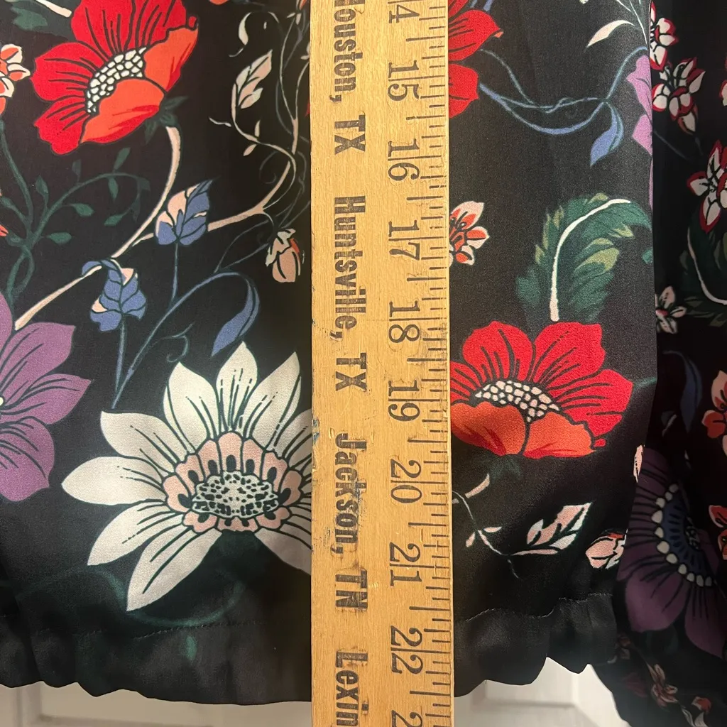 Chico's Black Floral Bomber Full Zip Jacket Sz 0 US 4 - Image 4