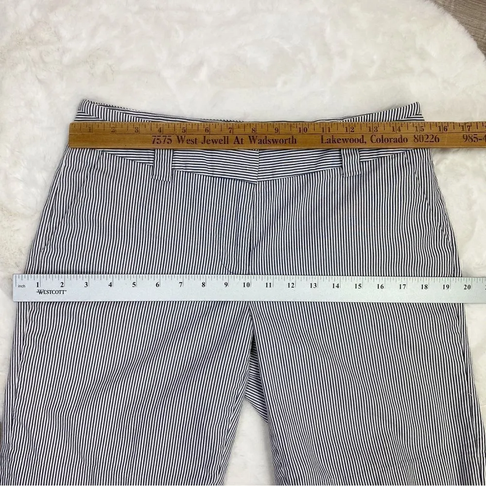 Grace Seersucker Stripe Bermuda Shirt Gray White 4 Stretch Flat Front - Image 8