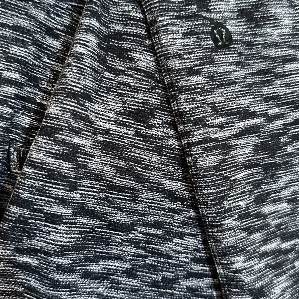 Lululemon Jet Crop (Slim) Joggers Size 6 - Image 8