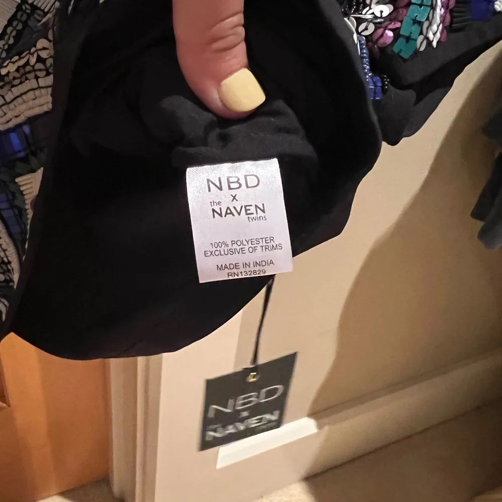 Nbd x the maven twins crop top - Image 6