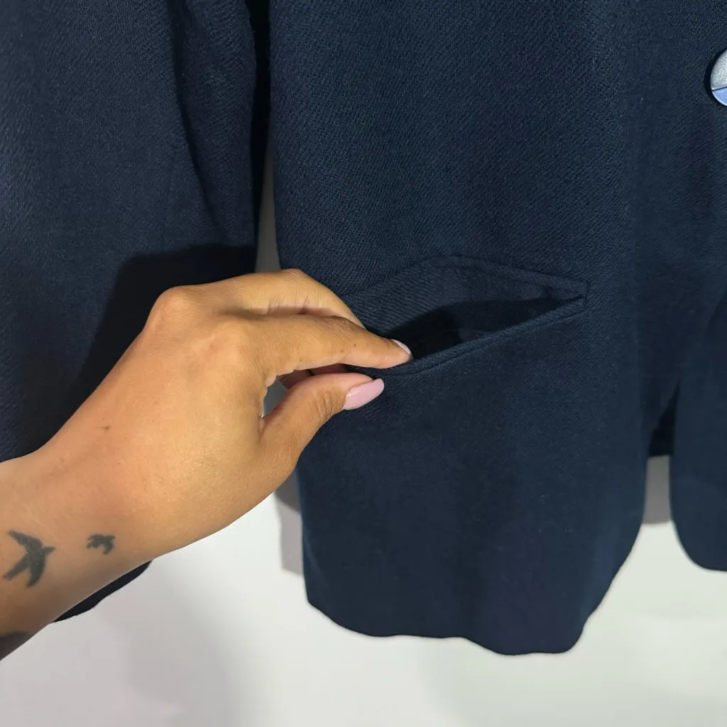 NEW Sag‎ Harbor Woman's Navy Wool Blazer One Button With Pockets Size 12 - Image 2