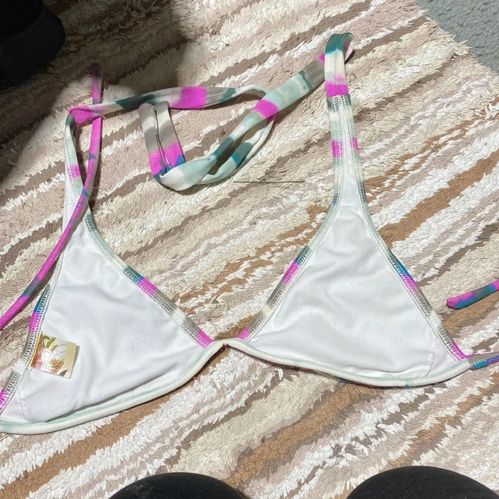 Roxy’s swimsuit bikini top​​ - Image 4