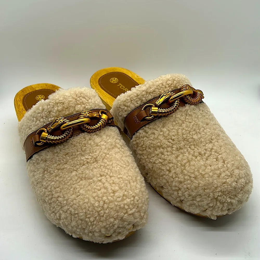 Tory Burch Authentic Rare Wooden Sheep Fur Fuzzy Sandals Clog Shoes **Size 8** - Image 2