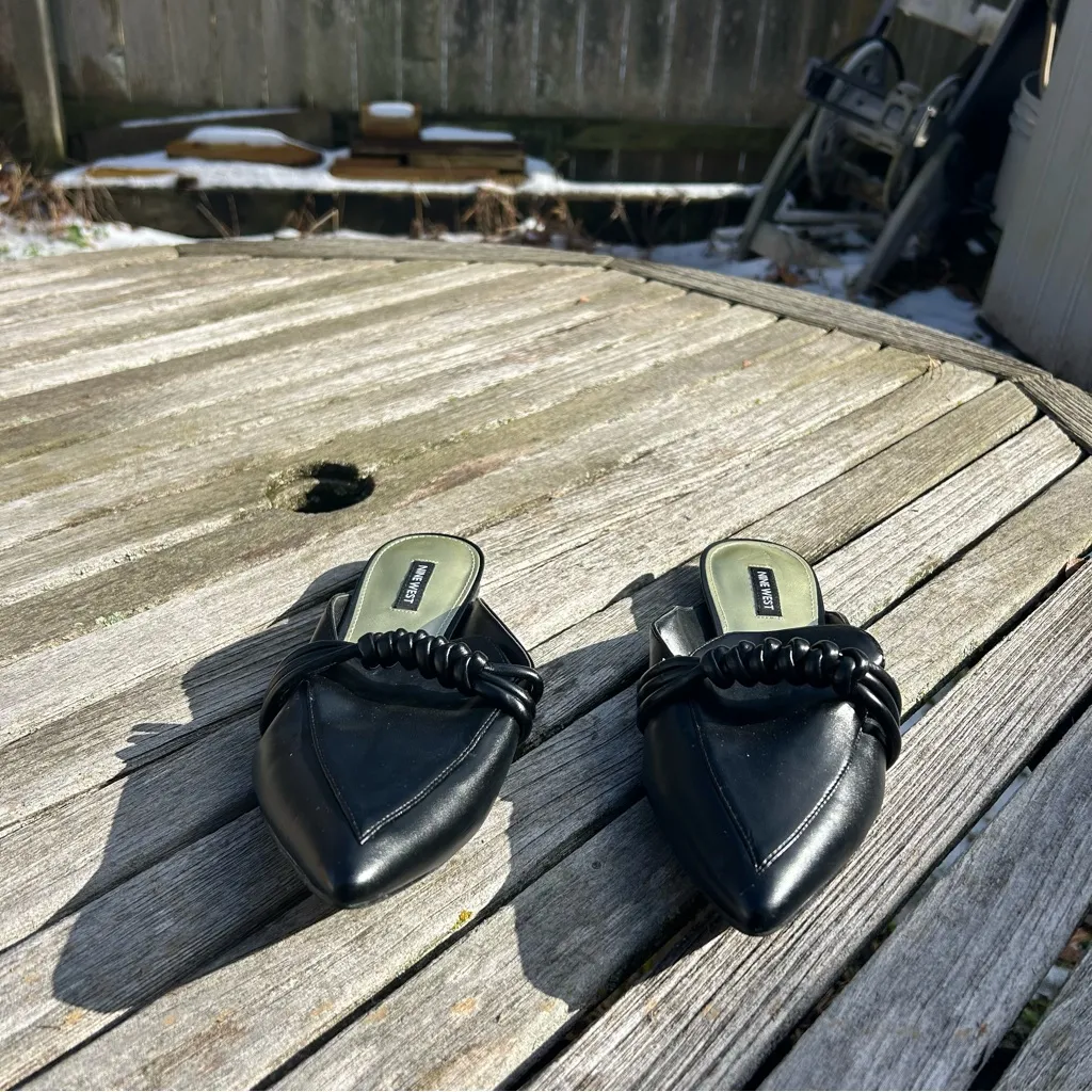 Nine West Aliby Pointed Flat Mules Womens 9.5 Black Slip On Casual‎ Shoes - Image 3