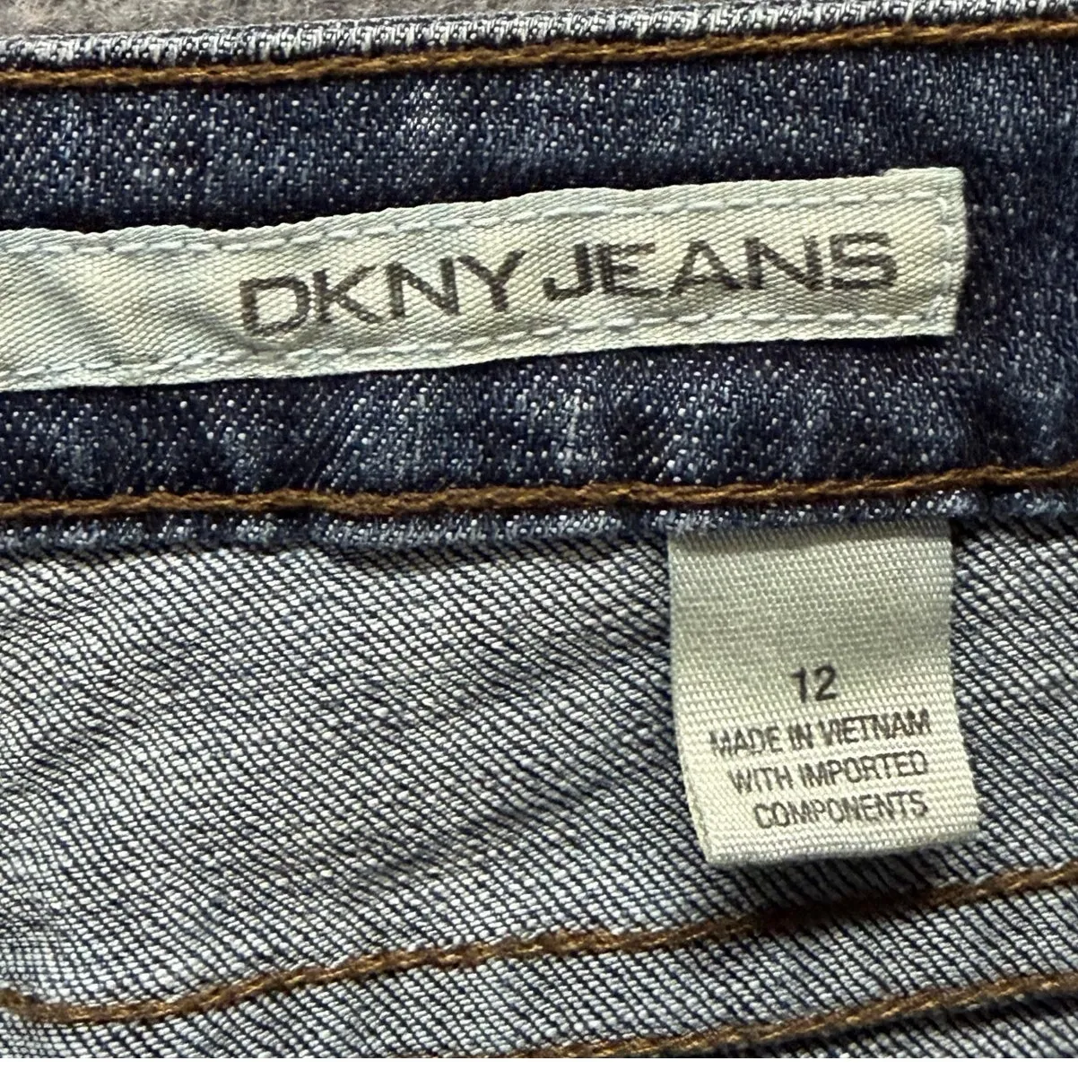DKNY Y2K Bootcut Jeans Womens 12 Blue Denim Indie Vintage Revival Urban Retro - Image 11
