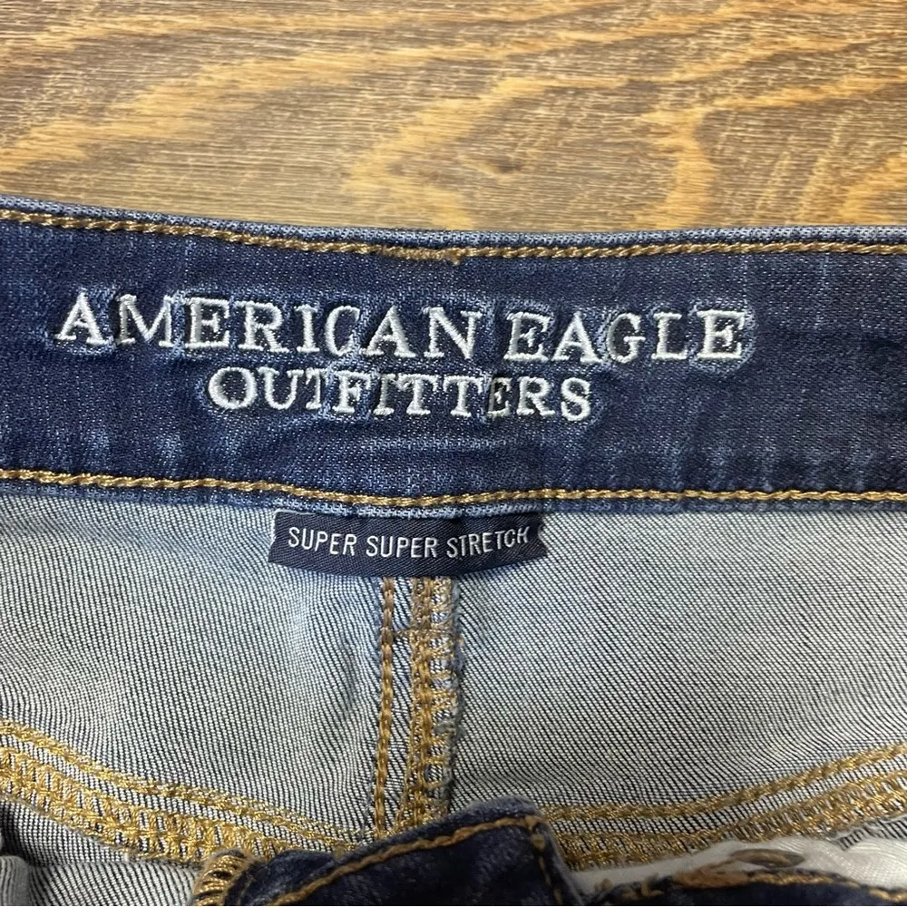 American Eagle Midi Jean Shorts Women Sz 4 Denim Super Super Stretch Cut-off - Image 4