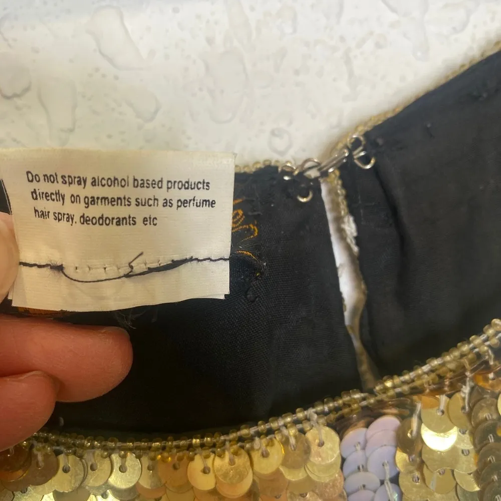 Vintage Eve’s Allure Gold Metallic & Iridescent White Sequin Silk Blouse Size M Size M - Image 7