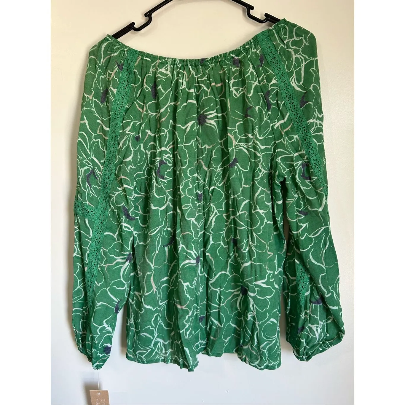 NEW Hope and Harlow Women's Floral Green Crochet Off Shoulder Blouse sz S Beachy - Image 3