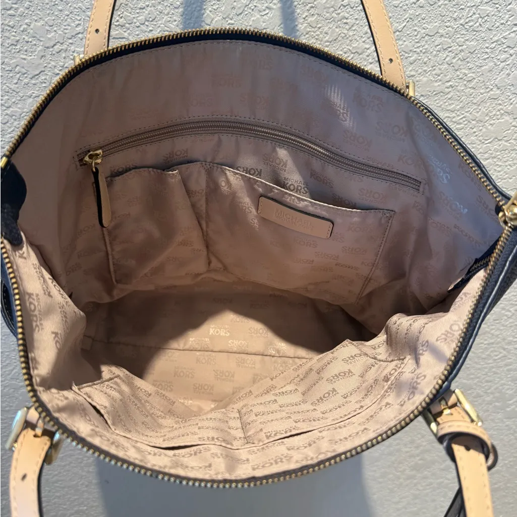 Michael Kors Dark Blue and Tan Tote - Image 2