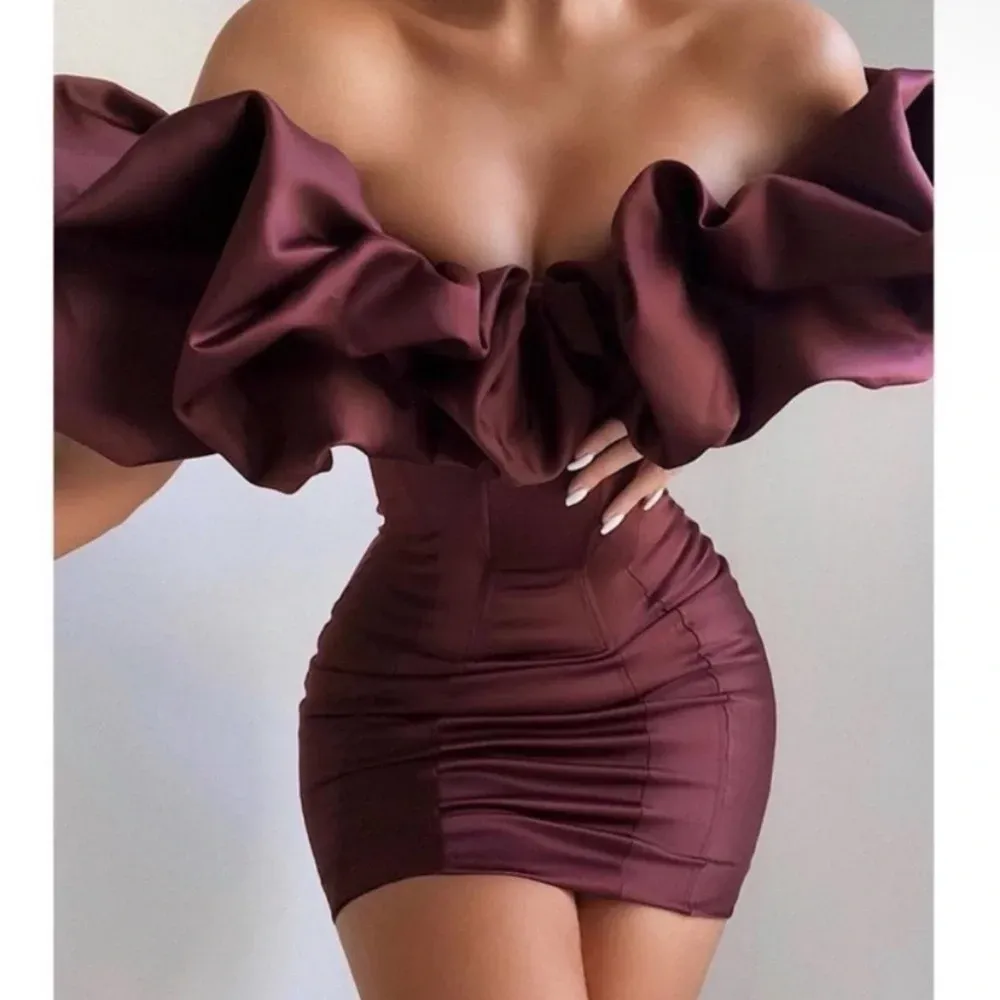 HOUSE OF CB Selena Wine Red Brown Puff Sleeve Off Shoulder Corset dress size‎ S - Image 8