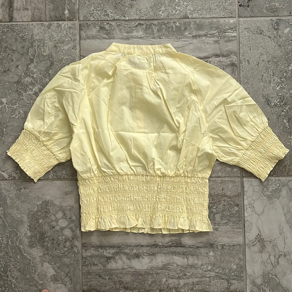 WhoWhatWear Harper Smocked-Waist Top in Lemon, NWT, Size S - Image 5
