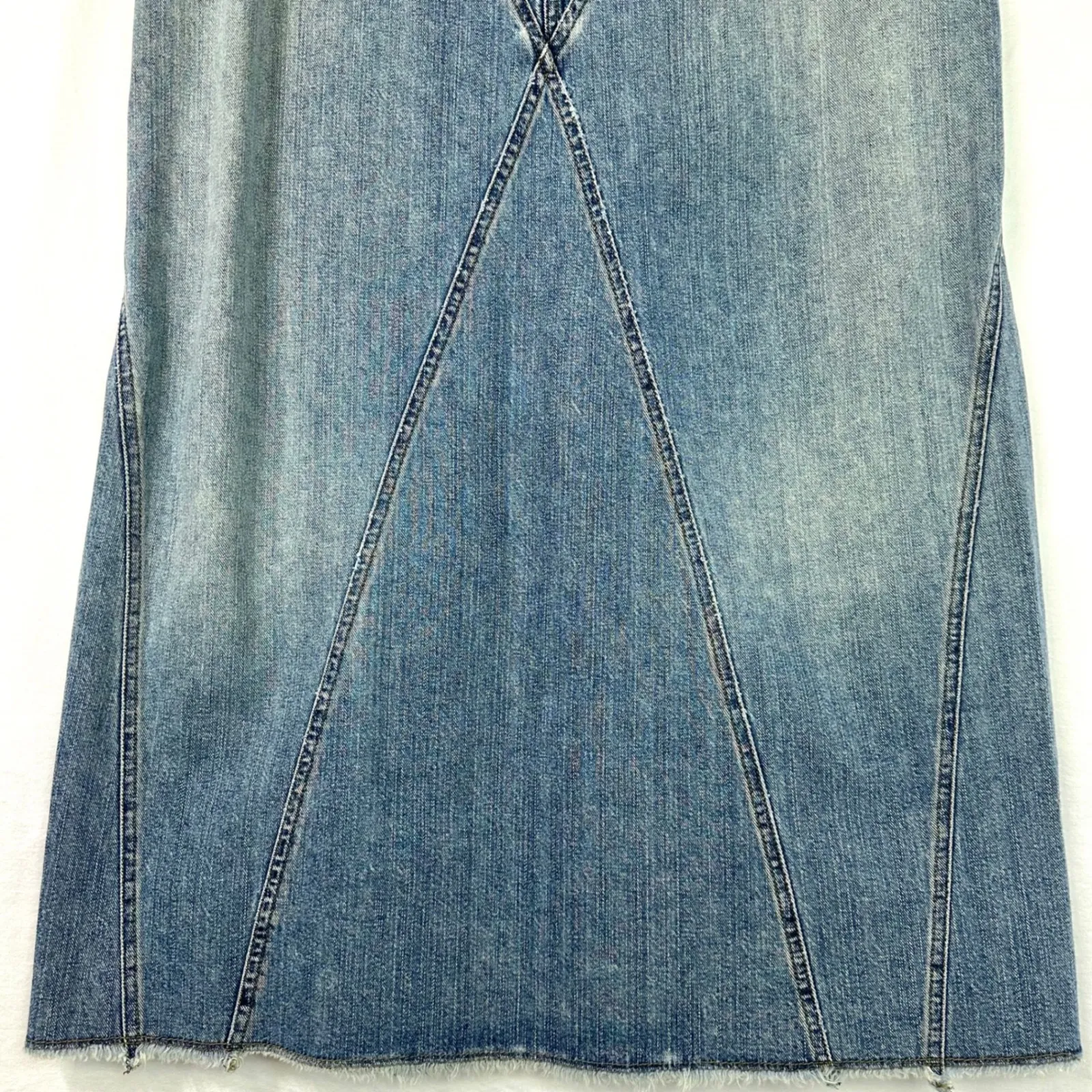 AMERICAN EAGLE Vintage Y2K Blue Denim Maxi Skirt Women's 14 Light Wash Back Slit - Image 4