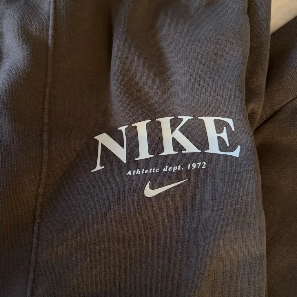 Nike Joggers - Image 2