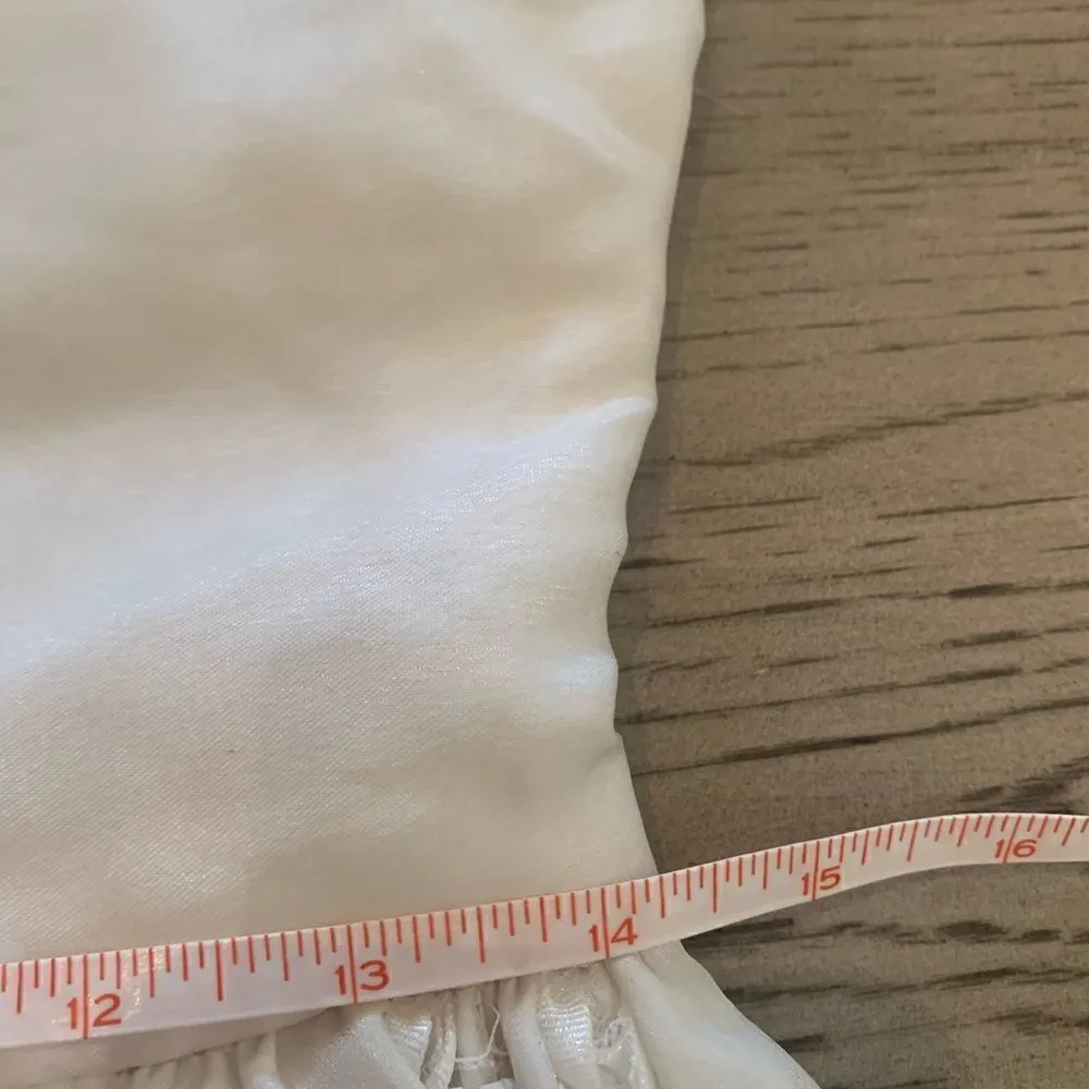 Custom Vintage Inspired Wedding Dress White Size M - Image 7