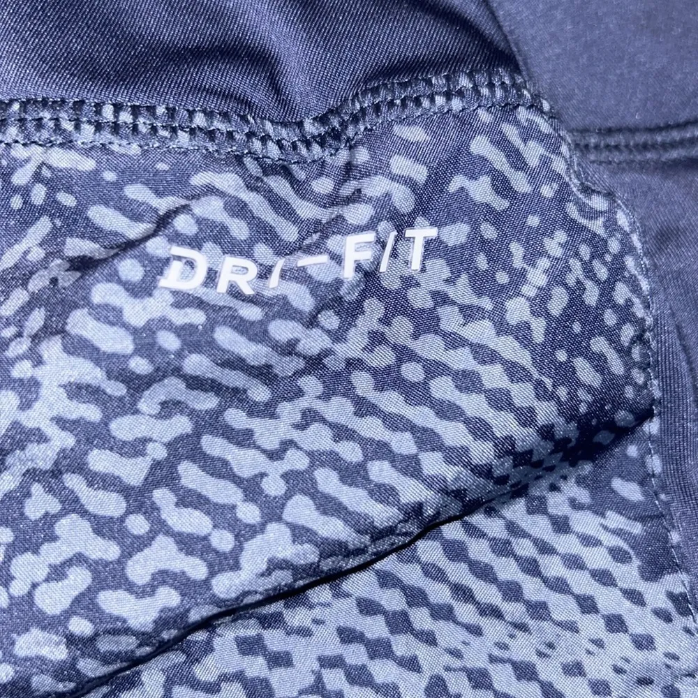 Nike Dri-Fit Shorts - Size Large - Bundle and Save - Image 6